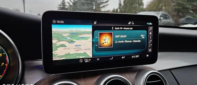 MERCEDES-BENZ Klasa C 200 4Matic 9G-TRONIC AMG Line