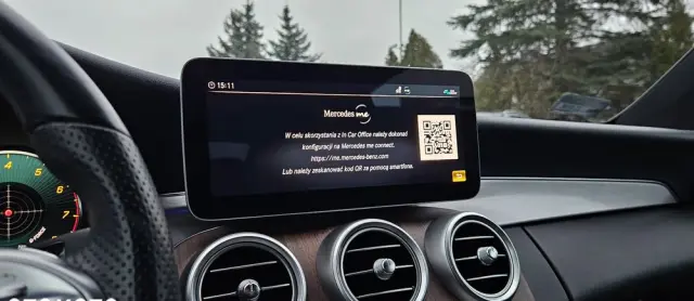 MERCEDES-BENZ Klasa C 200 4Matic 9G-TRONIC AMG Line