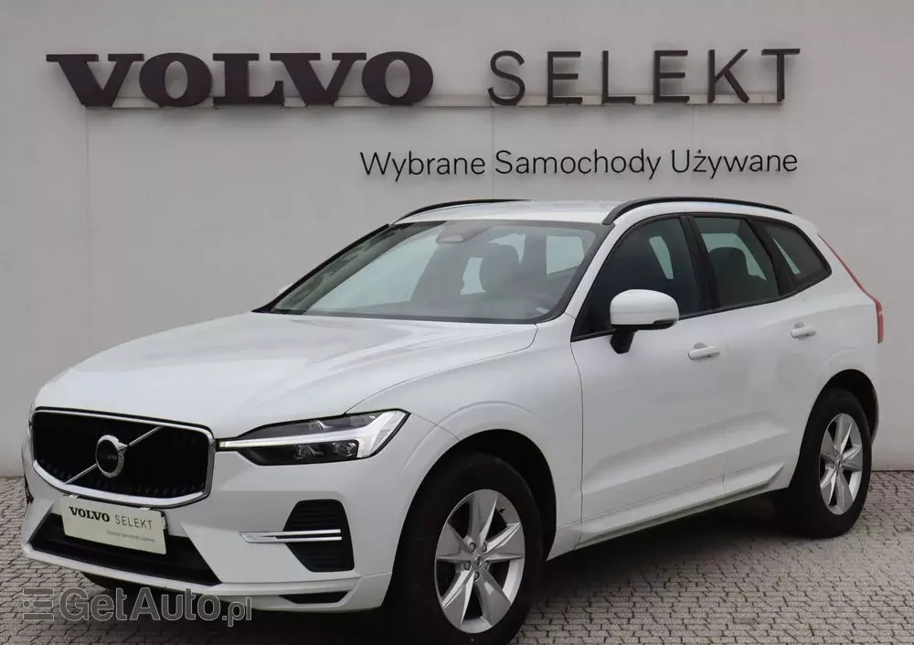 VOLVO XC 60 B4 B Momentum