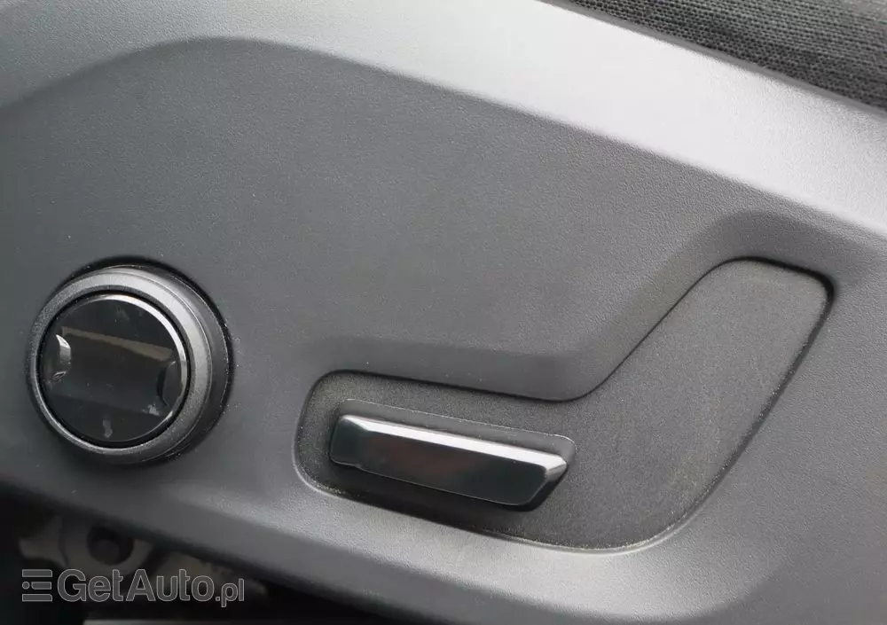 VOLVO XC 60 B4 B Momentum