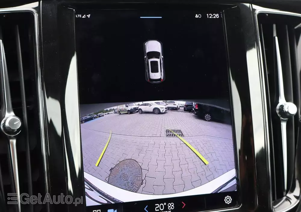 VOLVO XC 60 B4 B Momentum