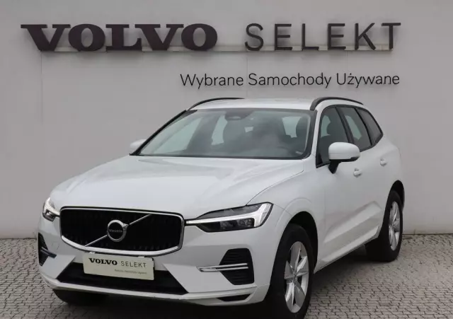 VOLVO XC 60 B4 B Momentum