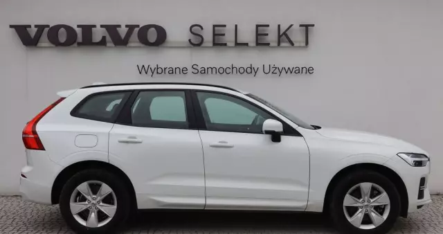 VOLVO XC 60 B4 B Momentum