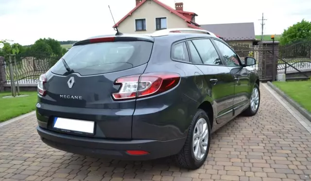 RENAULT Megane 