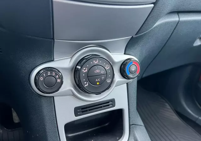 FORD Fiesta 1.4 TDCi Ambiente