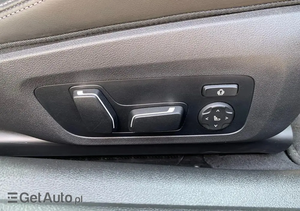 BMW M4 Cabrio Competition M xDrive