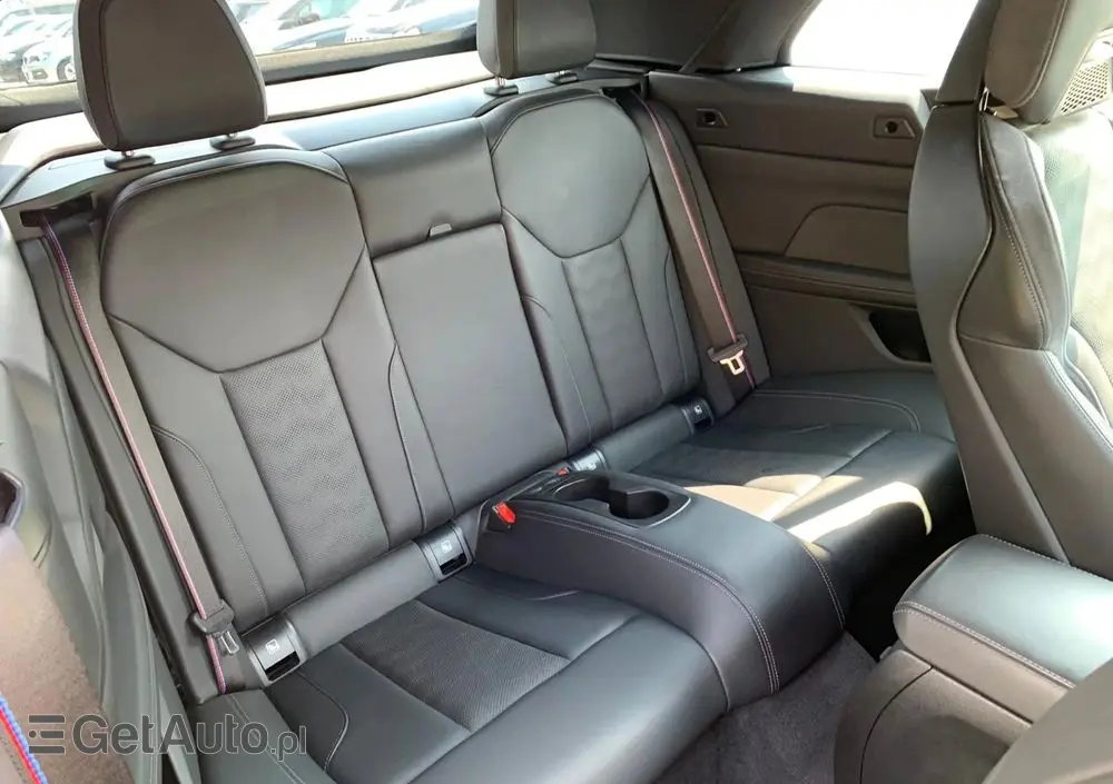 BMW M4 Cabrio Competition M xDrive