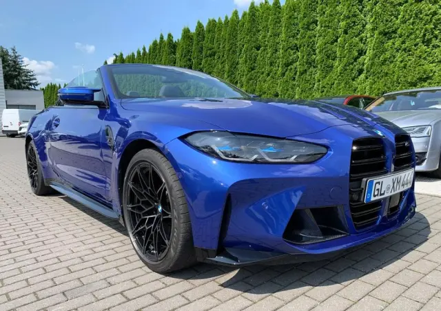 BMW M4 Cabrio Competition M xDrive