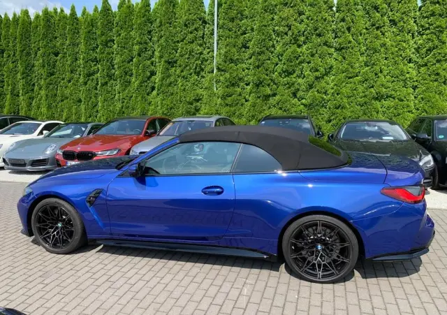 BMW M4 Cabrio Competition M xDrive