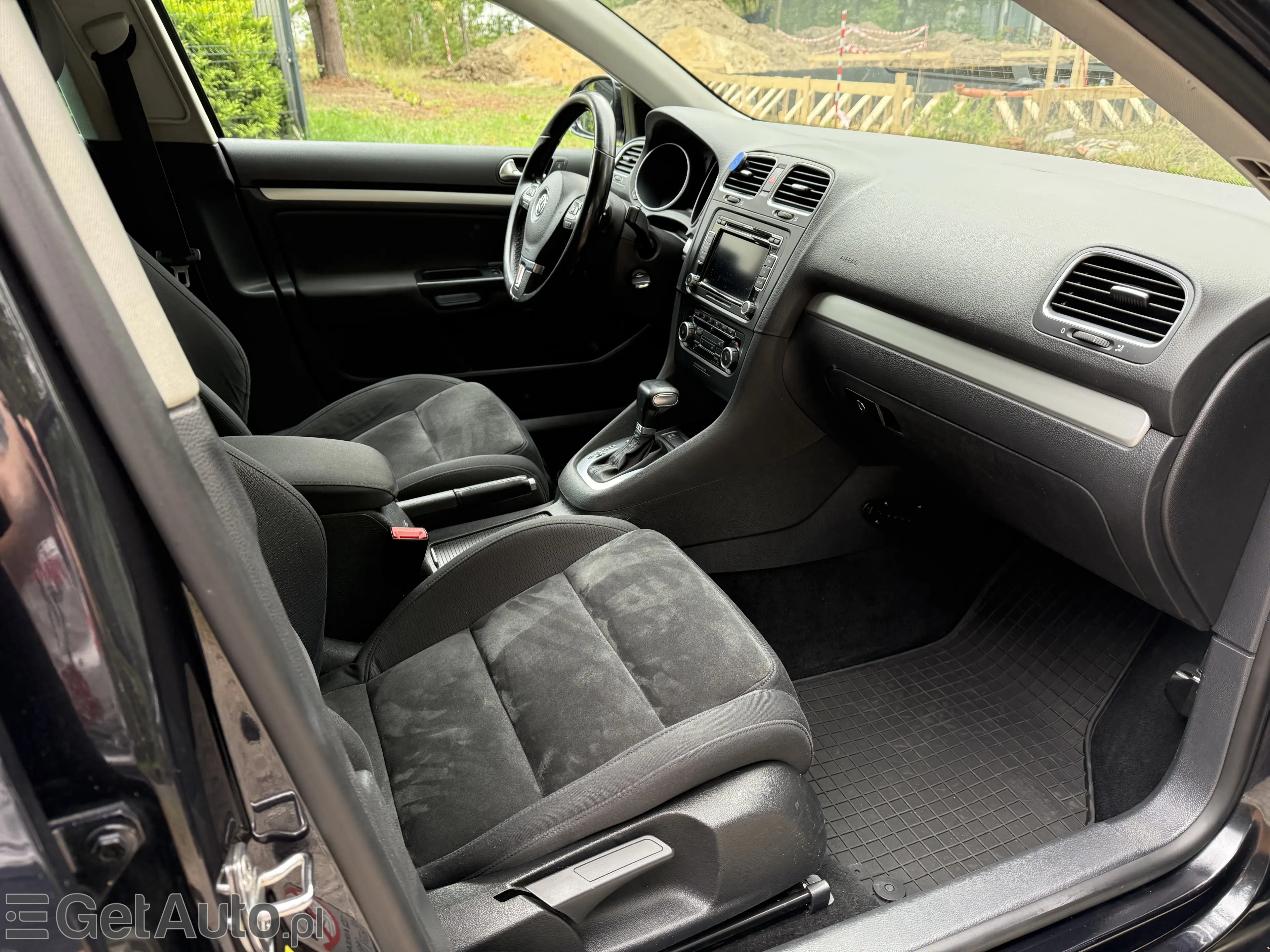 VOLKSWAGEN Golf Highline DSG