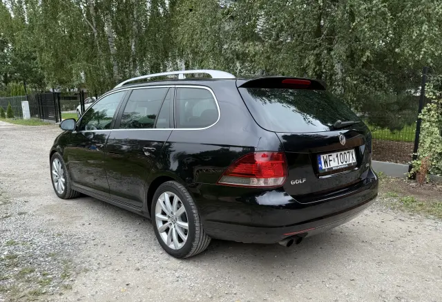 VOLKSWAGEN Golf Highline DSG