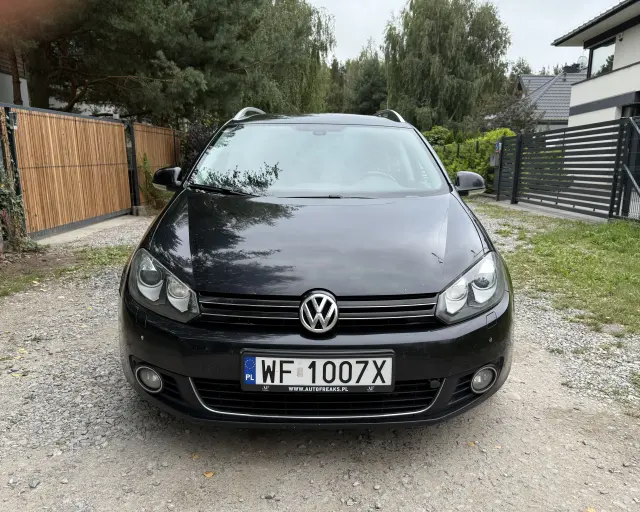VOLKSWAGEN Golf Highline DSG