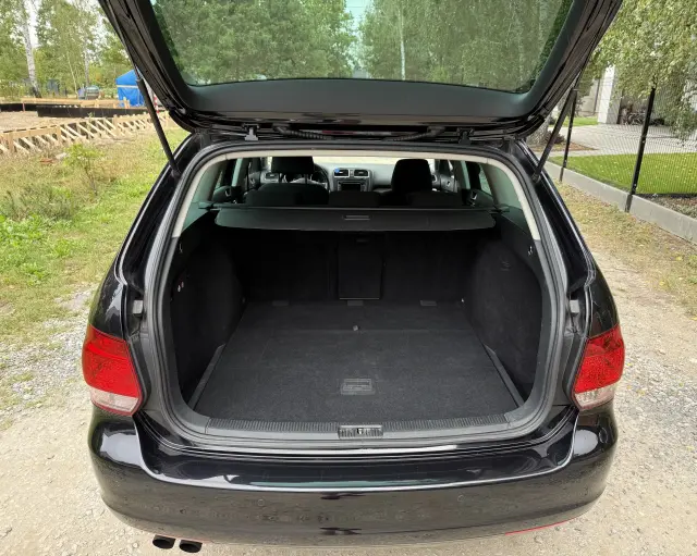 VOLKSWAGEN Golf Highline DSG