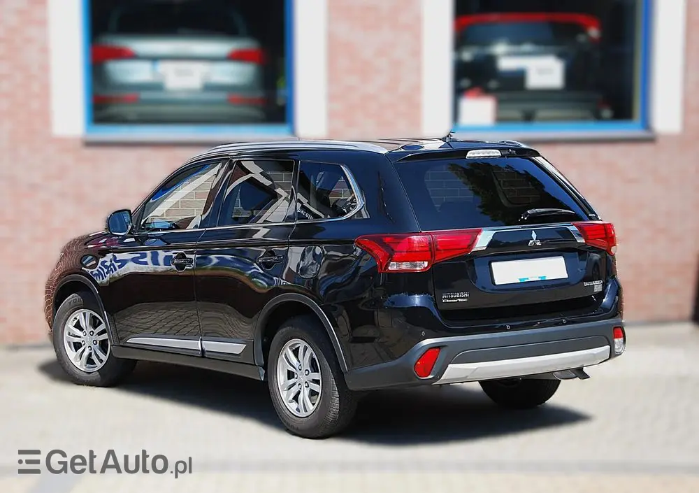 MITSUBISHI Outlander 2.0 Intense + 4WD CVT