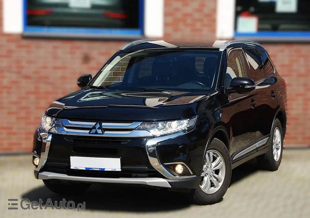 MITSUBISHI Outlander 2.0 Intense + 4WD CVT
