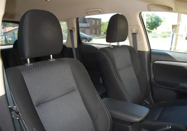 MITSUBISHI Outlander 2.0 Intense + 4WD CVT