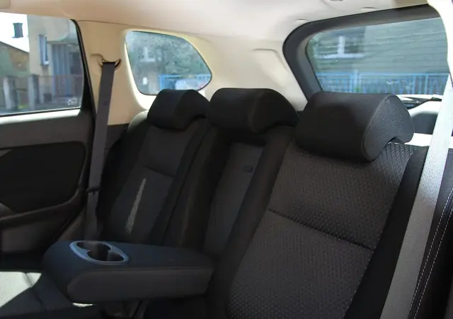 MITSUBISHI Outlander 2.0 Intense + 4WD CVT