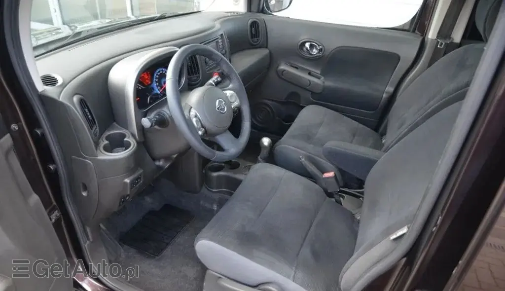 NISSAN Cube 