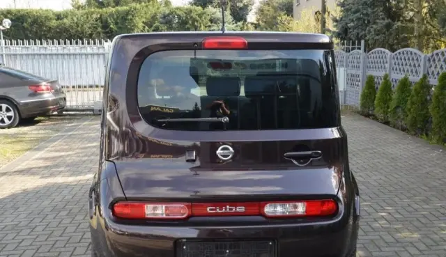 NISSAN Cube 