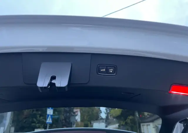 PORSCHE Cayenne Platinum Edition