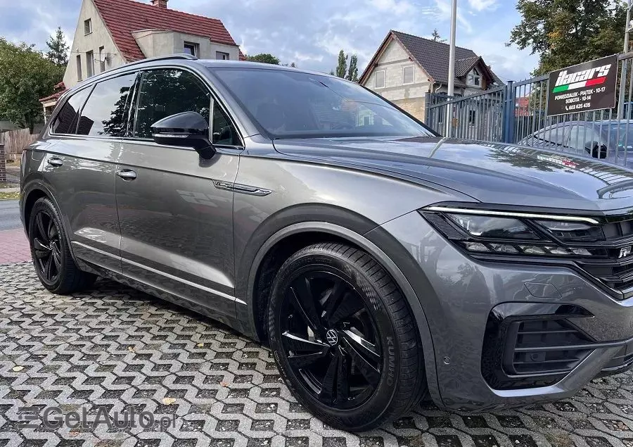 VOLKSWAGEN Touareg 3.0 V6 TDI 4Motion DPF Automatik R-Line