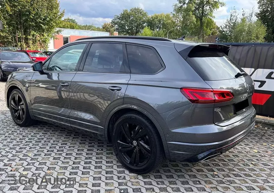 VOLKSWAGEN Touareg 3.0 V6 TDI 4Motion DPF Automatik R-Line