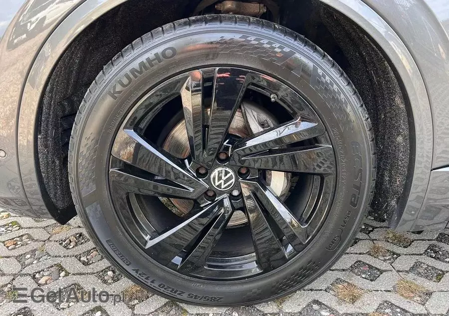 VOLKSWAGEN Touareg 3.0 V6 TDI 4Motion DPF Automatik R-Line