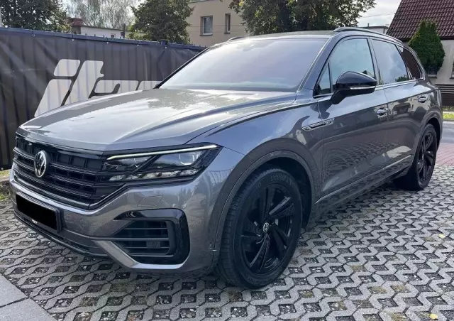 VOLKSWAGEN Touareg 3.0 V6 TDI 4Motion DPF Automatik R-Line