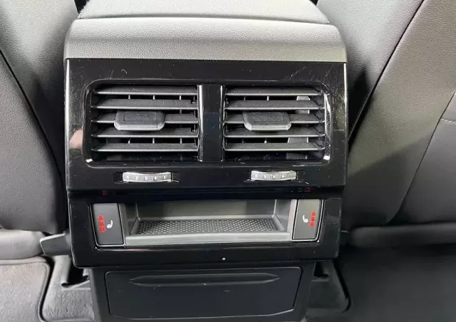 VOLKSWAGEN Touareg 3.0 V6 TDI 4Motion DPF Automatik R-Line