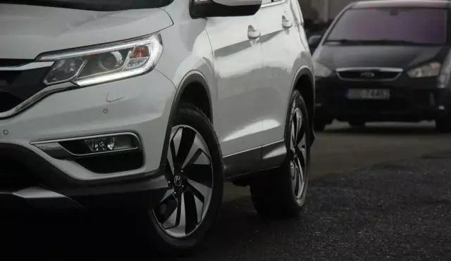 HONDA CR-V 