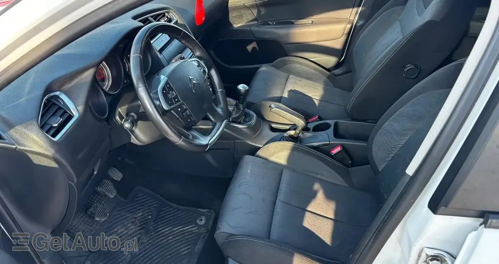 CITROËN C4 E-HDi 110 Selection