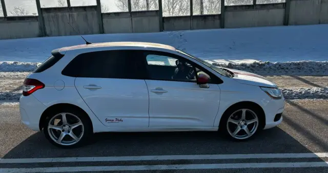 CITROËN C4 E-HDi 110 Selection