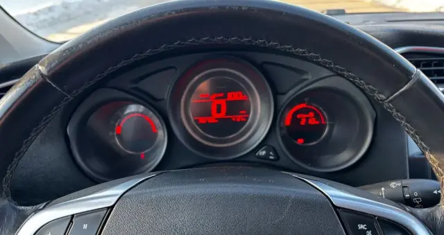 CITROËN C4 E-HDi 110 Selection