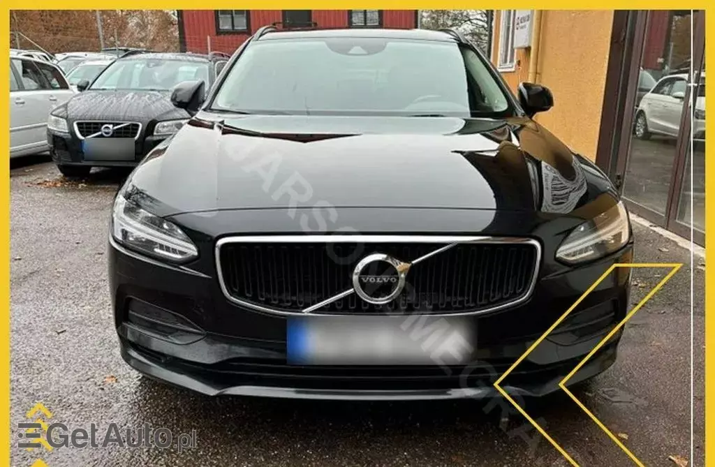 VOLVO V90 