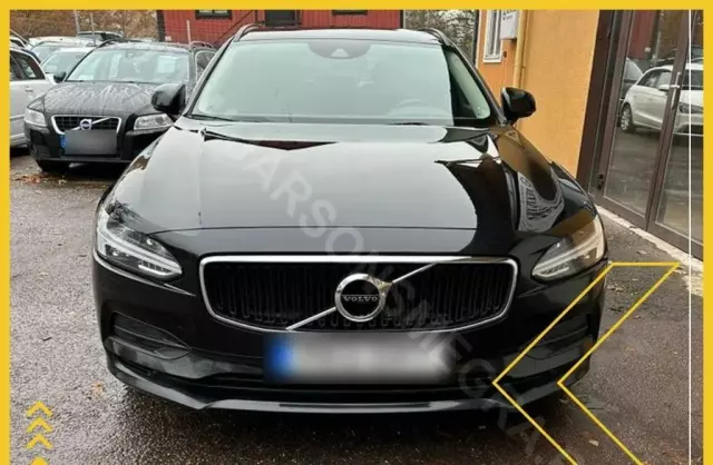 VOLVO V90 