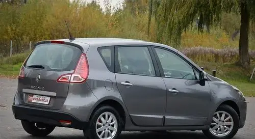 RENAULT Scenic 