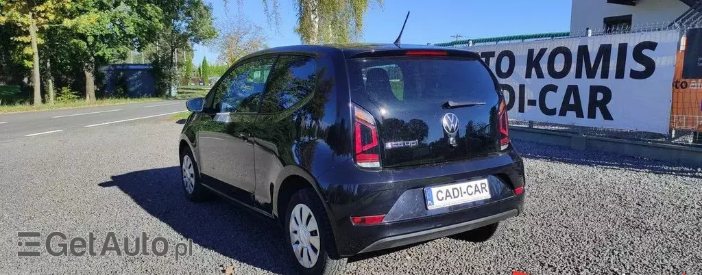 VOLKSWAGEN Up! 