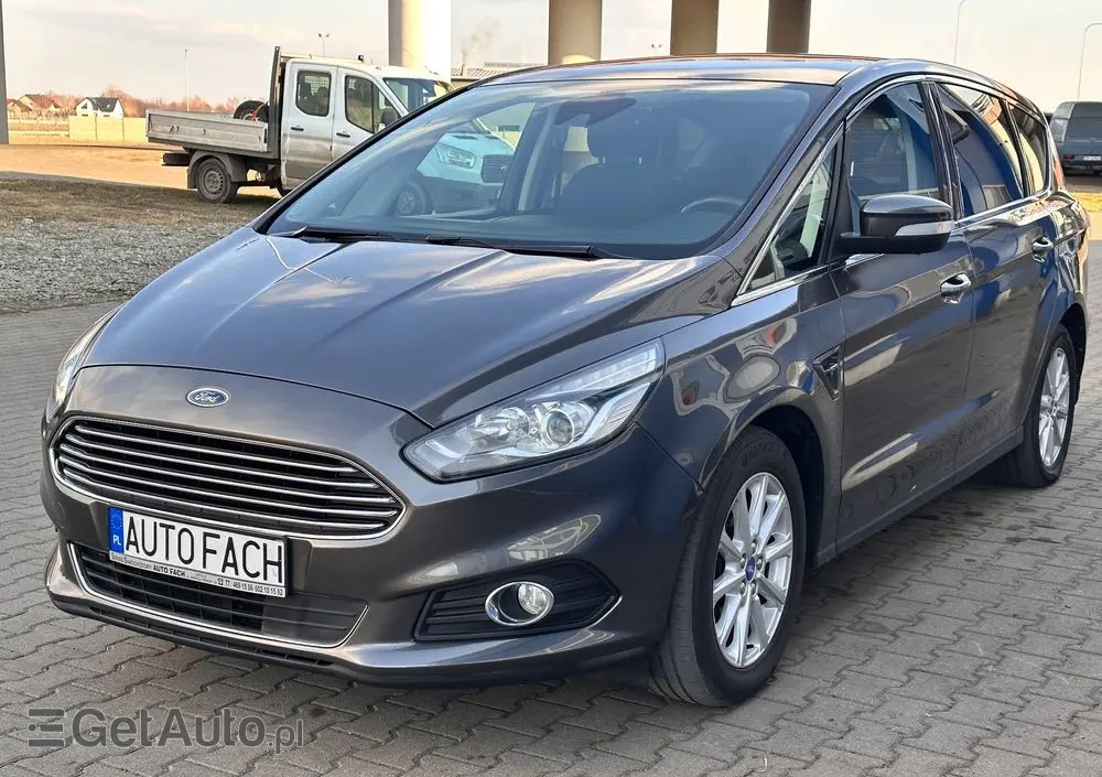 FORD S-Max 2.0 TDCi Bi-Turbo Titanium