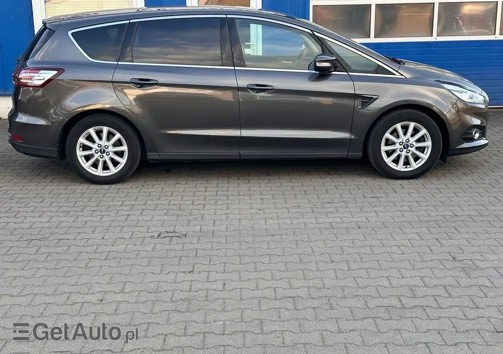 FORD S-Max 2.0 TDCi Bi-Turbo Titanium