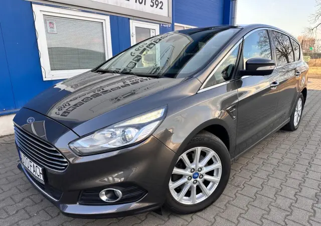 FORD S-Max 2.0 TDCi Bi-Turbo Titanium