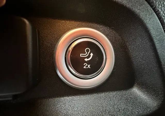 FORD S-Max 2.0 TDCi Bi-Turbo Titanium