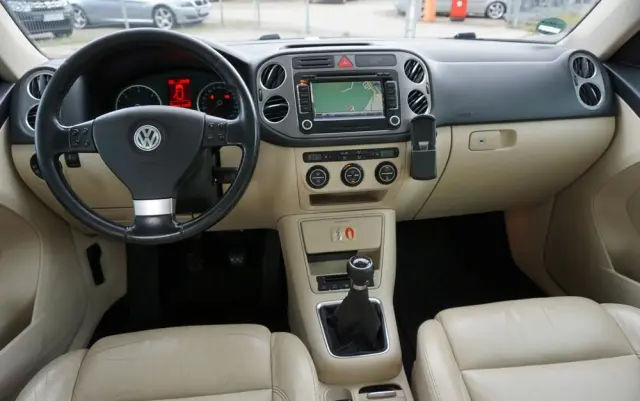 VOLKSWAGEN Tiguan 2.0 TDI 4Mot Sport&Style