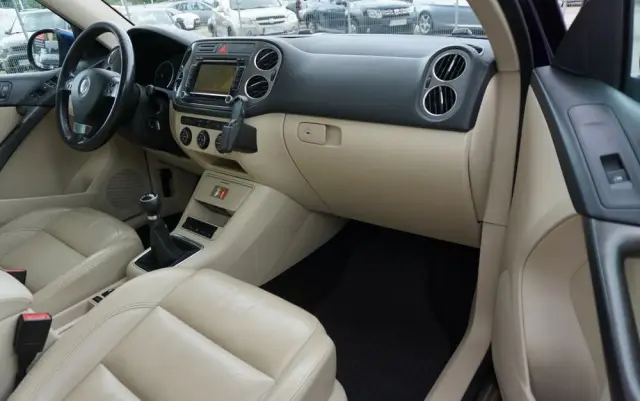 VOLKSWAGEN Tiguan 2.0 TDI 4Mot Sport&Style