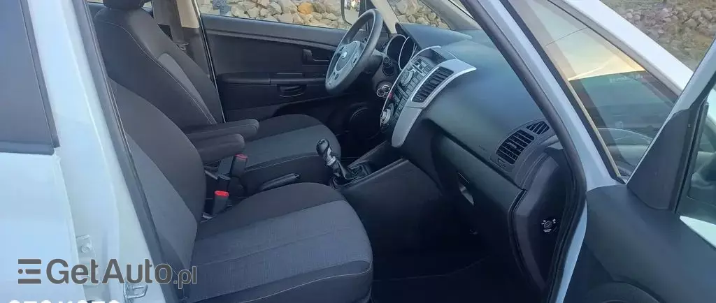 KIA Venga 1.4 CVVT Edition 7