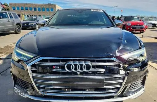 AUDI S6 