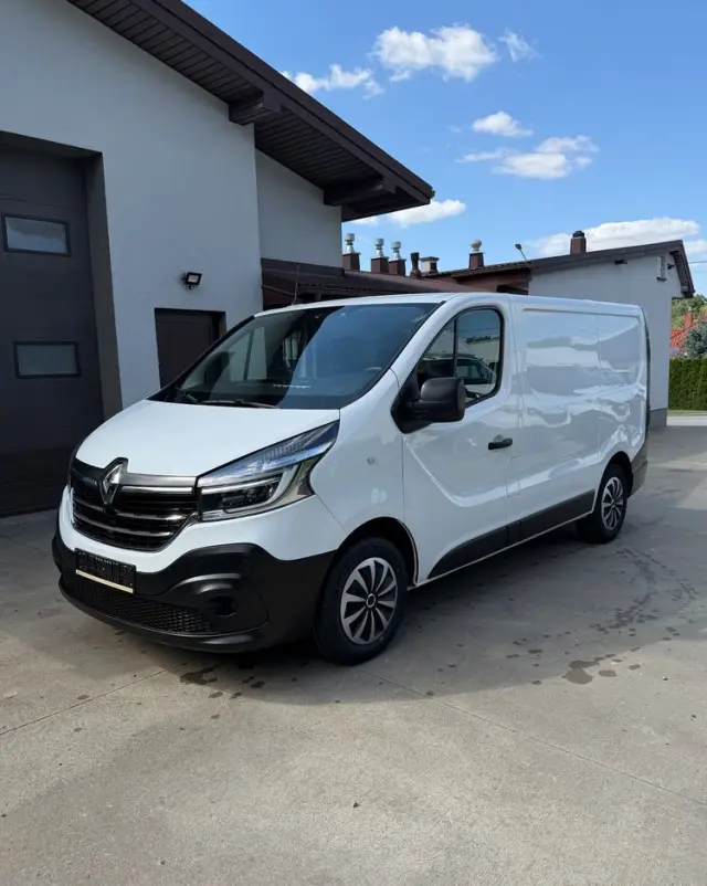 RENAULT Trafic Blaszak 2.0 