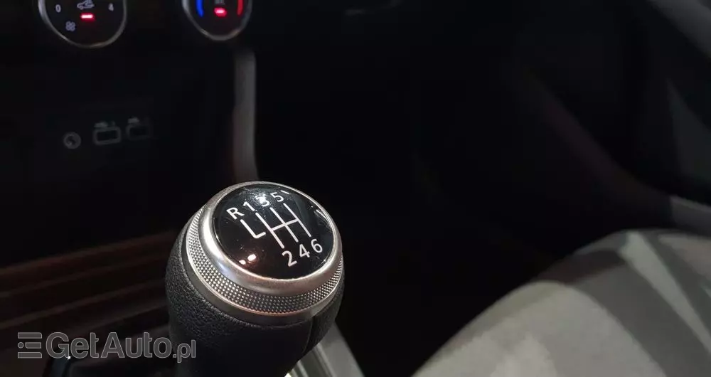 RENAULT Clio 1.0 TCe Evolution