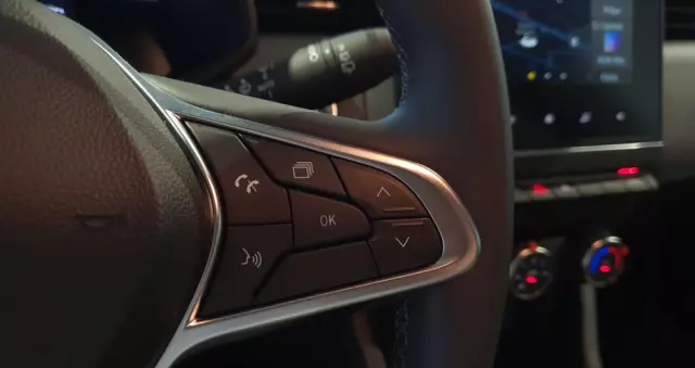 RENAULT Clio 1.0 TCe Evolution