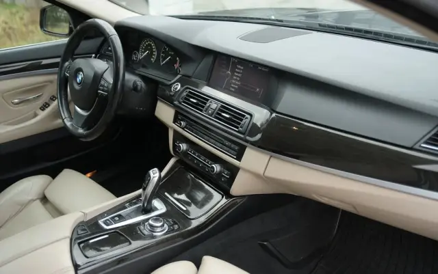 BMW Seria 5 525d