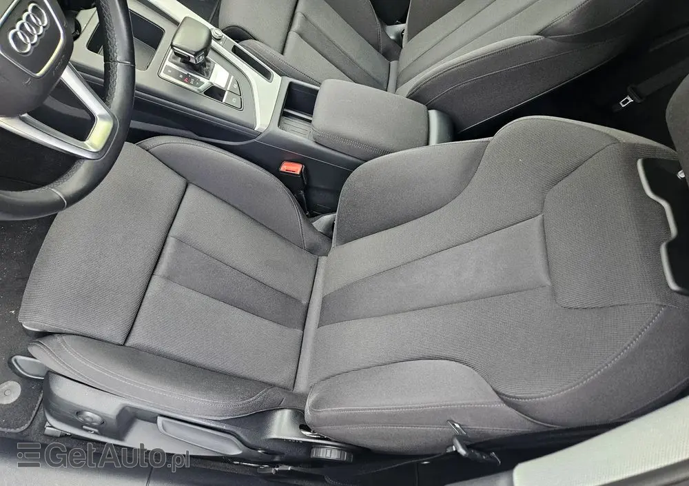 AUDI A4 Avant 40 TFSI S tronic